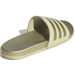 ADIDAS Adilette Comfort Slides -Chic Shoes Store 2081684 108 alt3