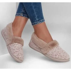 SKECHERS Women's Cozy Campfire - Lazy Sundaze Slippers -Chic Shoes Store 2082033 205 alt5