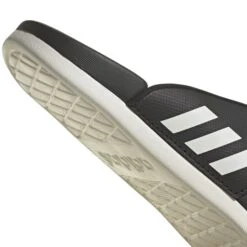 ADIDAS Women's Adilette Comfort Flip-Flops 17 ADIDAS Women's Adilette Comfort Flip-Flops -Chic Shoes Store 2085091 001 alt7